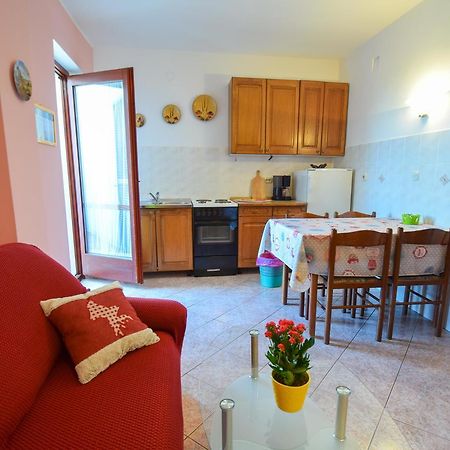 Apartments Drago Malinska Ngoại thất bức ảnh