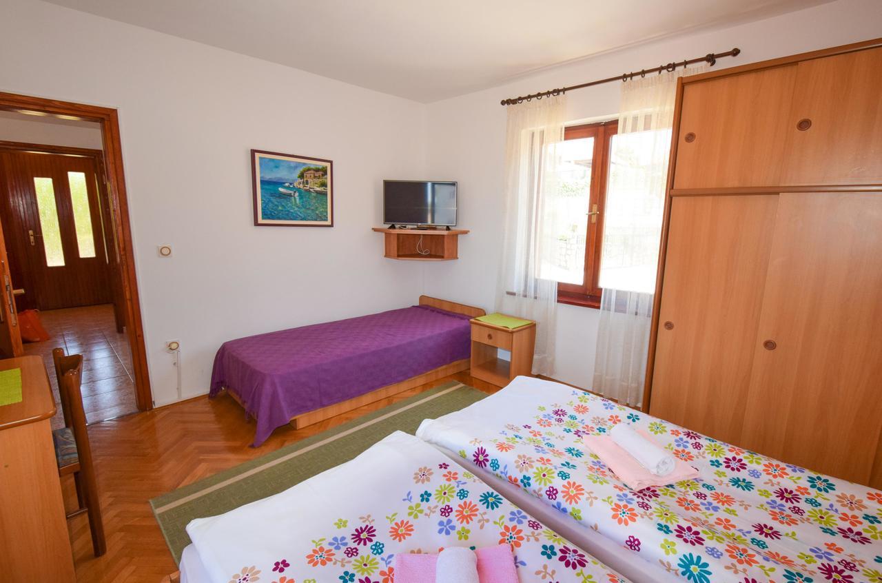 Apartments Drago Malinska Ngoại thất bức ảnh