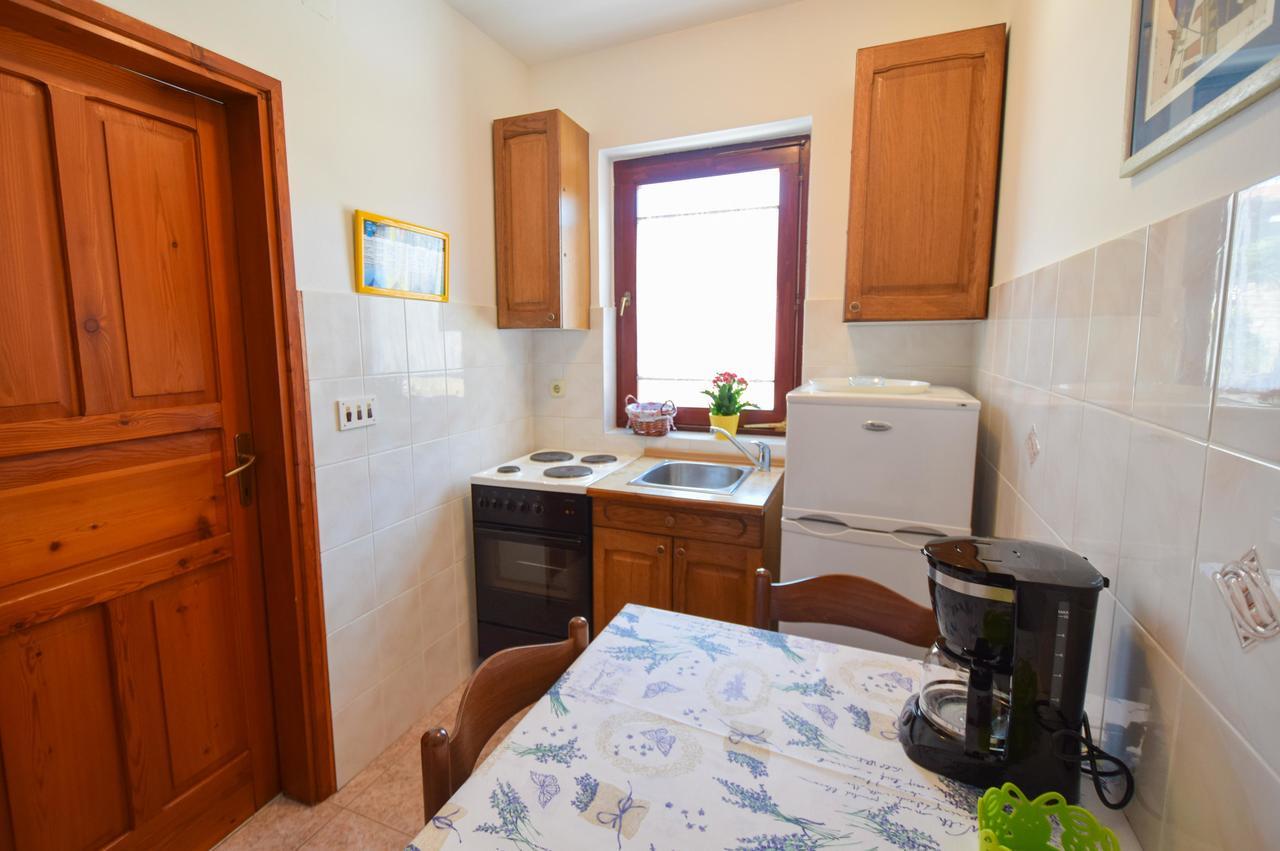Apartments Drago Malinska Ngoại thất bức ảnh