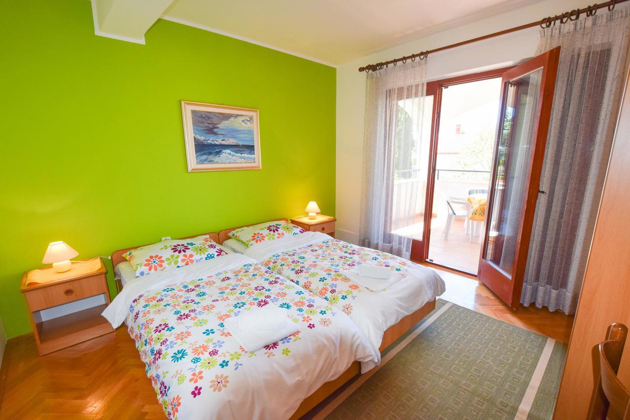 Apartments Drago Malinska Ngoại thất bức ảnh