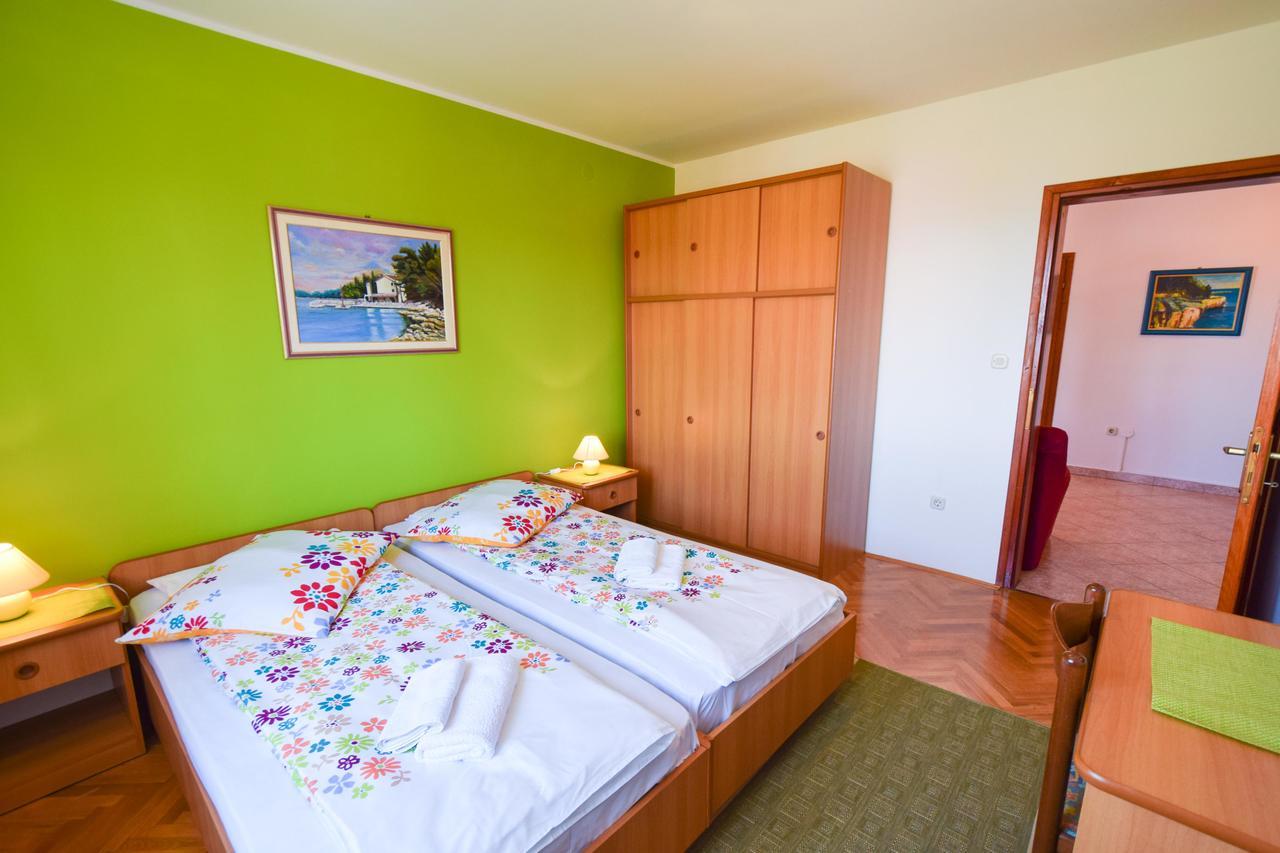 Apartments Drago Malinska Ngoại thất bức ảnh