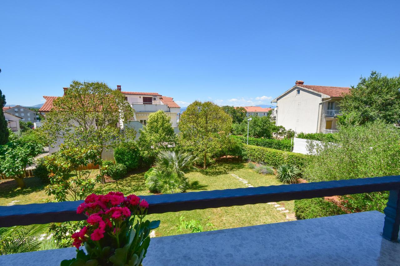 Apartments Drago Malinska Ngoại thất bức ảnh